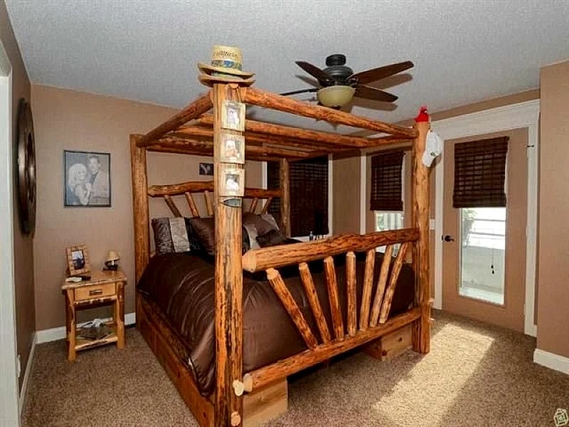 High-End, Modern/Rustic Beachfront Condo on Lake Delton + 6 Noahs Ark wristbands in Wisconsin Dells, Wisconsin, United States — photo 2