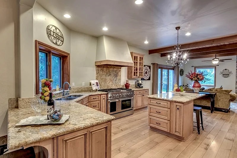 EXCLUSIVE APPLE HILL ESTATE in Placerville, California, United States — photo 3