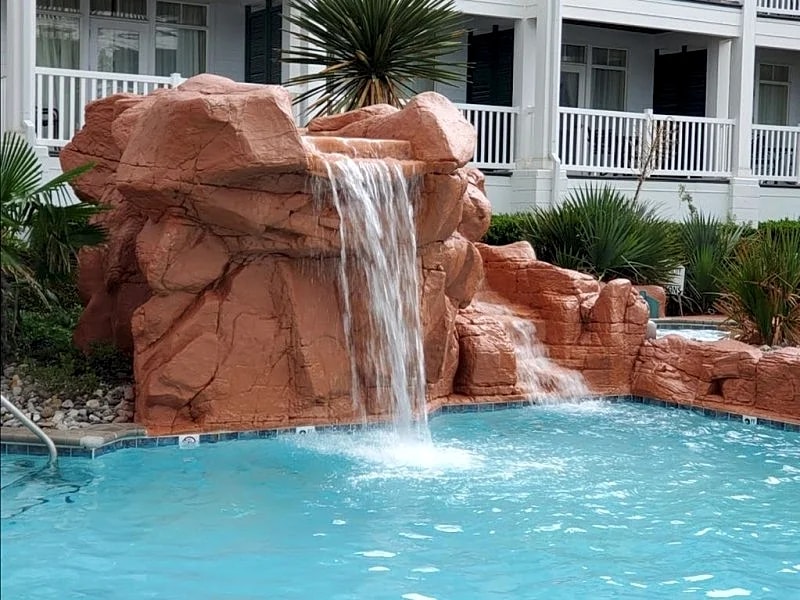 One of the Largest 1BR Units in Virginia Beach with Great Pools! in Virginia Beach, Virginia, United States — photo 2