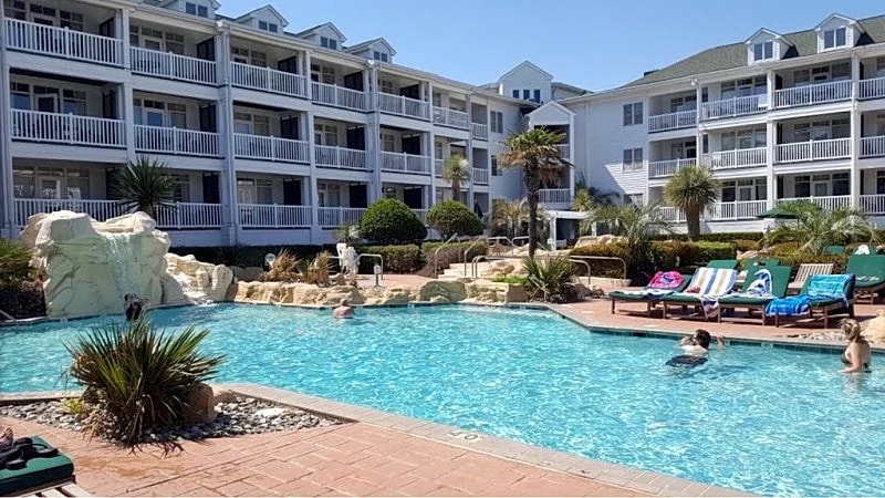 Oceanfront Studio - Beautiful View from Your Oceanfront Balcony! in Virginia Beach, Virginia, United States — photo 4