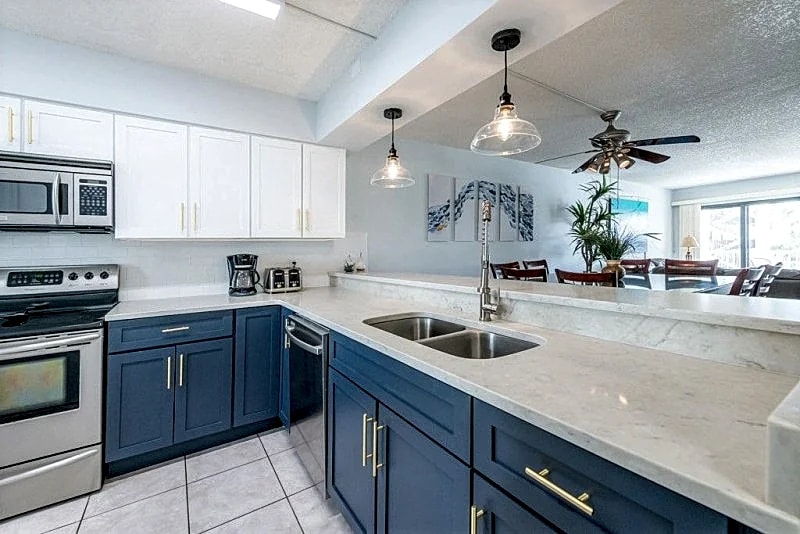 Amazing New Condo @ Top Resort! Beach/Ocean Views! in Cocoa Beach, Florida, United States — photo 2