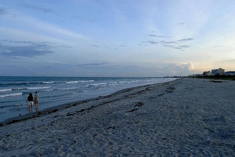 9th Floor - Penthouse - Excellent View of Ocean in Cape Canaveral, Florida, United States — photo 2