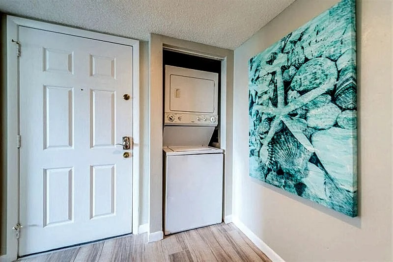Penthouse l Oceanfront l Modern l On the Beach! in Cape Canaveral, Florida, United States — photo 4