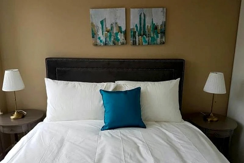 LUXURY 2BDR 2BATH NEAR SQUARE ONE MALL in Mississauga, Ontario, Canada — photo 4