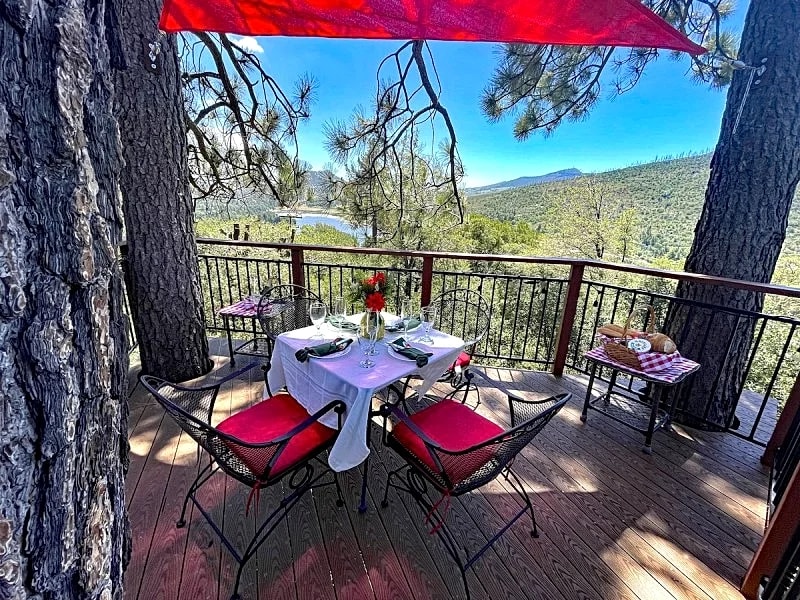 *RIVER FRONT* LUXURY LOG-CABIN + SPA, HOME THEATER, NEAR UNIVERSITY+ SKI RESORTS in Julian, California, United States — photo 5