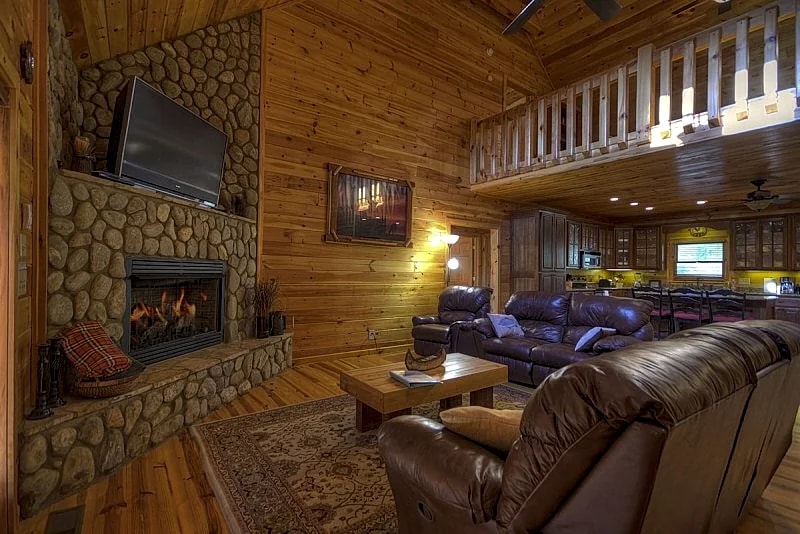 Dream Big! Riverfront Cabin, Game Room, Hot Tub, Fireplace and lots more for All in Blue Ridge, Georgia, United States — photo 5