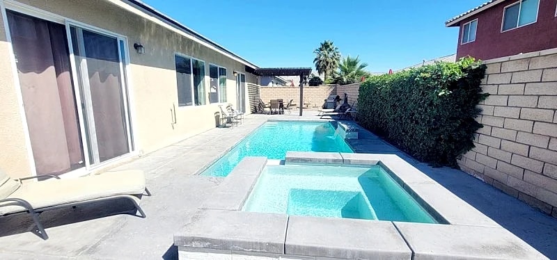 Escape to Paradise Surrounded by Sunshine and Golf in Indio, California, United States — photo 2