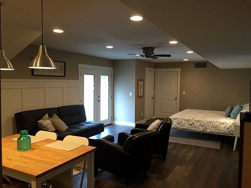 Fresh bed and fresh bread in beautiful studio! in Mesa, Arizona, United States — photo 5