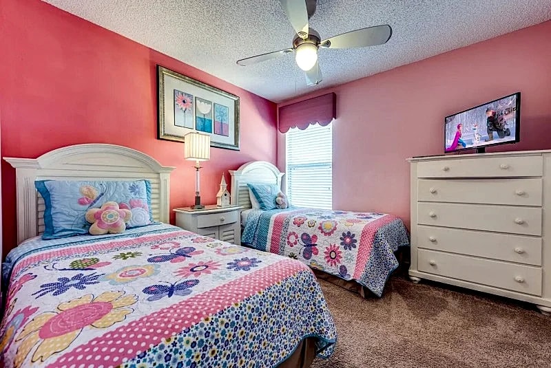 Modern Luxury Villa | 5 min2Disney | Movie Room | South-facing Pool/Spa | Themed Rooms in Kissimmee, Florida, United States — photo 3