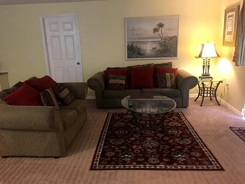 Lovely 4 bed/3 bath villa in the beautiful gated community of Lake Berkley in Kissimmee, Florida, United States — photo 5