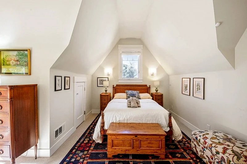 Entire house hosted by A.C. in Palo Alto, California, United States — photo 5