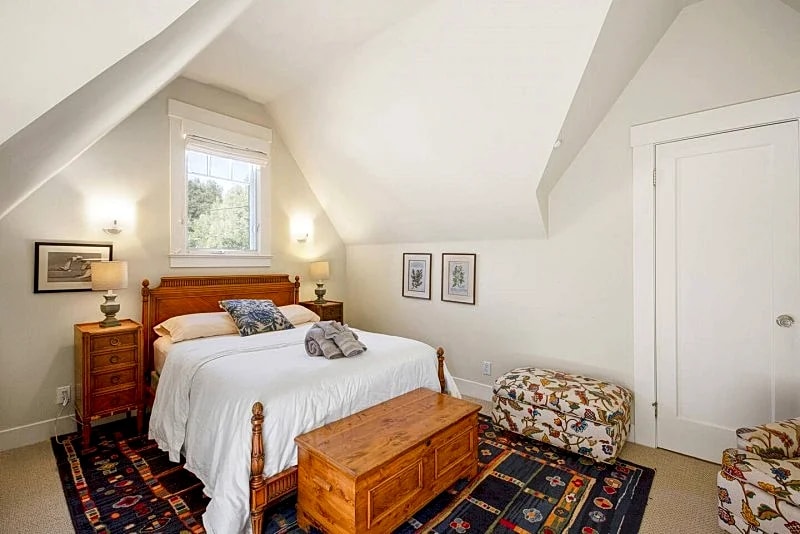 Entire house hosted by A.C. in Palo Alto, California, United States — photo 3