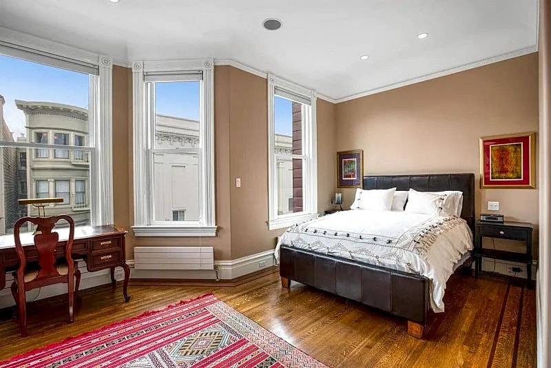 Entire flat hosted by A.C. in San Francisco, California, United States — photo 2