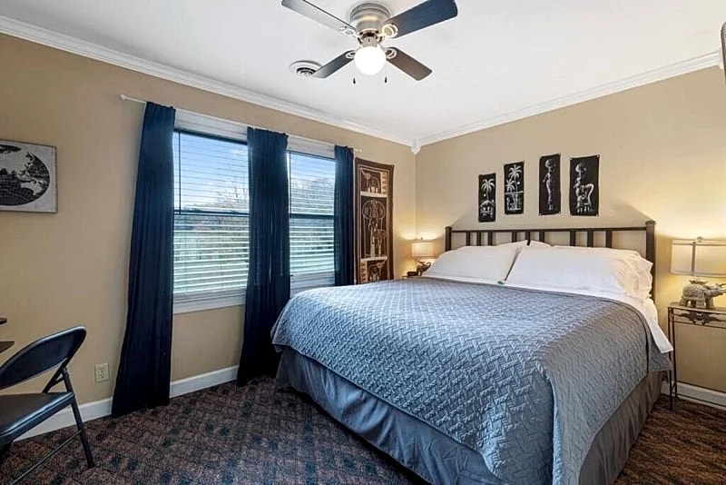 4x Superhost! Brenda Lee 2BR Villa | Pool + Hot Tub in Nashville, Tennessee, United States — photo 2