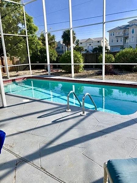 Luxury Home with Beautiful Private Pool - pet friendly in Fort Myers Beach, Florida, United States — photo 2