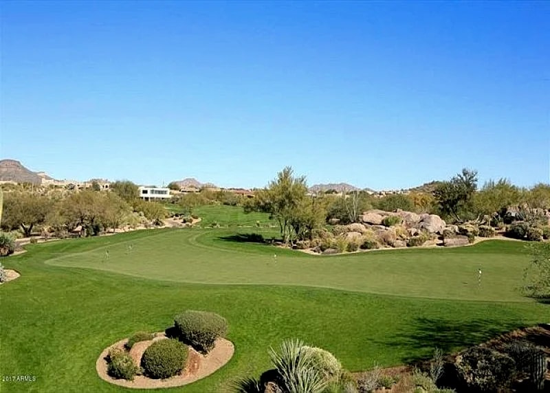 2450 Square Foot Town-Home with Golf Course and Mountain VIEWS! in Scottsdale, Arizona, United States — photo 5