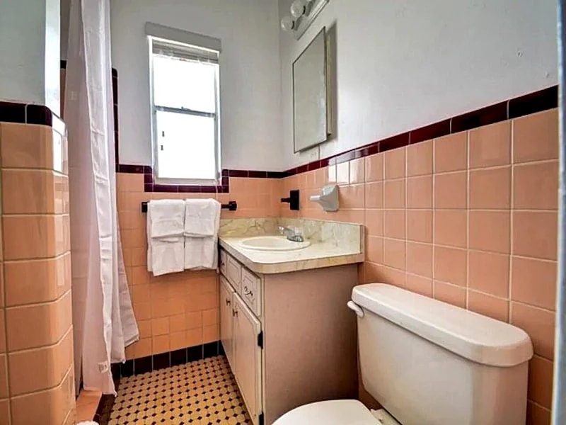 V4-1 BR, waterfront villa, 2 min walk to beach in Clearwater, Florida, United States — photo 5