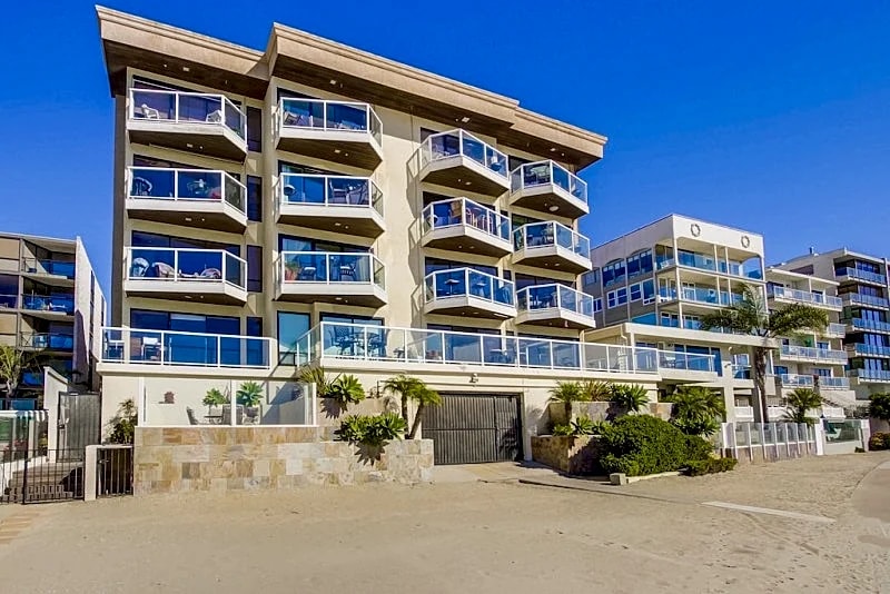 Jeff`s Riviera Villa: Bay Views, Balcony & Bikes in San Diego, California, United States — photo 4