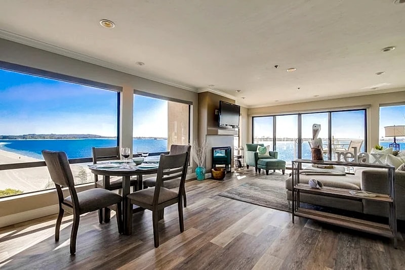 Jeff`s Riviera Villa: Bay Views, Balcony & Bikes in San Diego, California, United States — photo 2