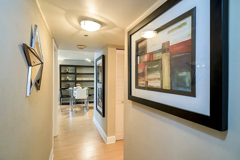 Resort living - Million $ view Prime Location in Miami, Florida, United States — photo 5