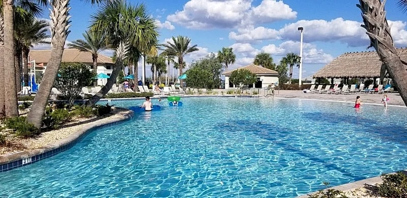 The Serenity Estate! Sleeps 19 - Golf, DISNEY, Universal, & More!
