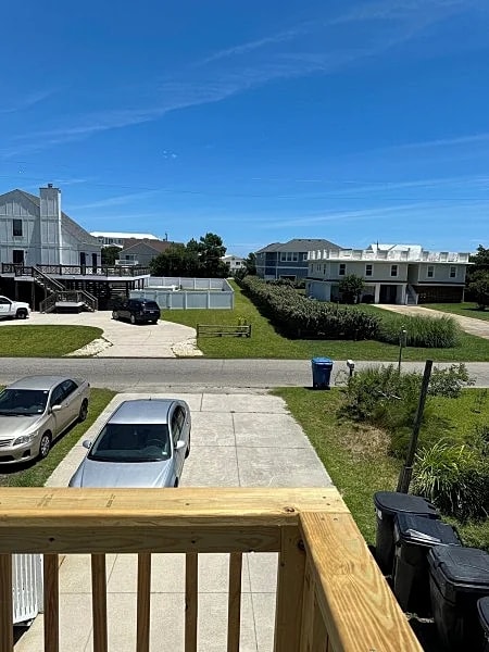 Beach Bird, Large Pool, Decks, 500' fr. beach, Major Remodel for '25, 9BR, 5 Ba in Virginia Beach, Virginia, United States — photo 3