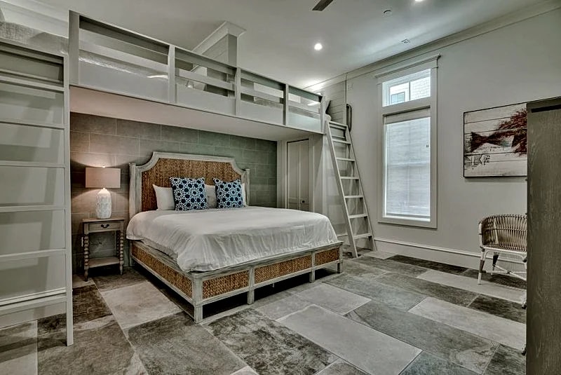 Park Row Thirteen - Brand New Home in Destin, Florida, United States — photo 2