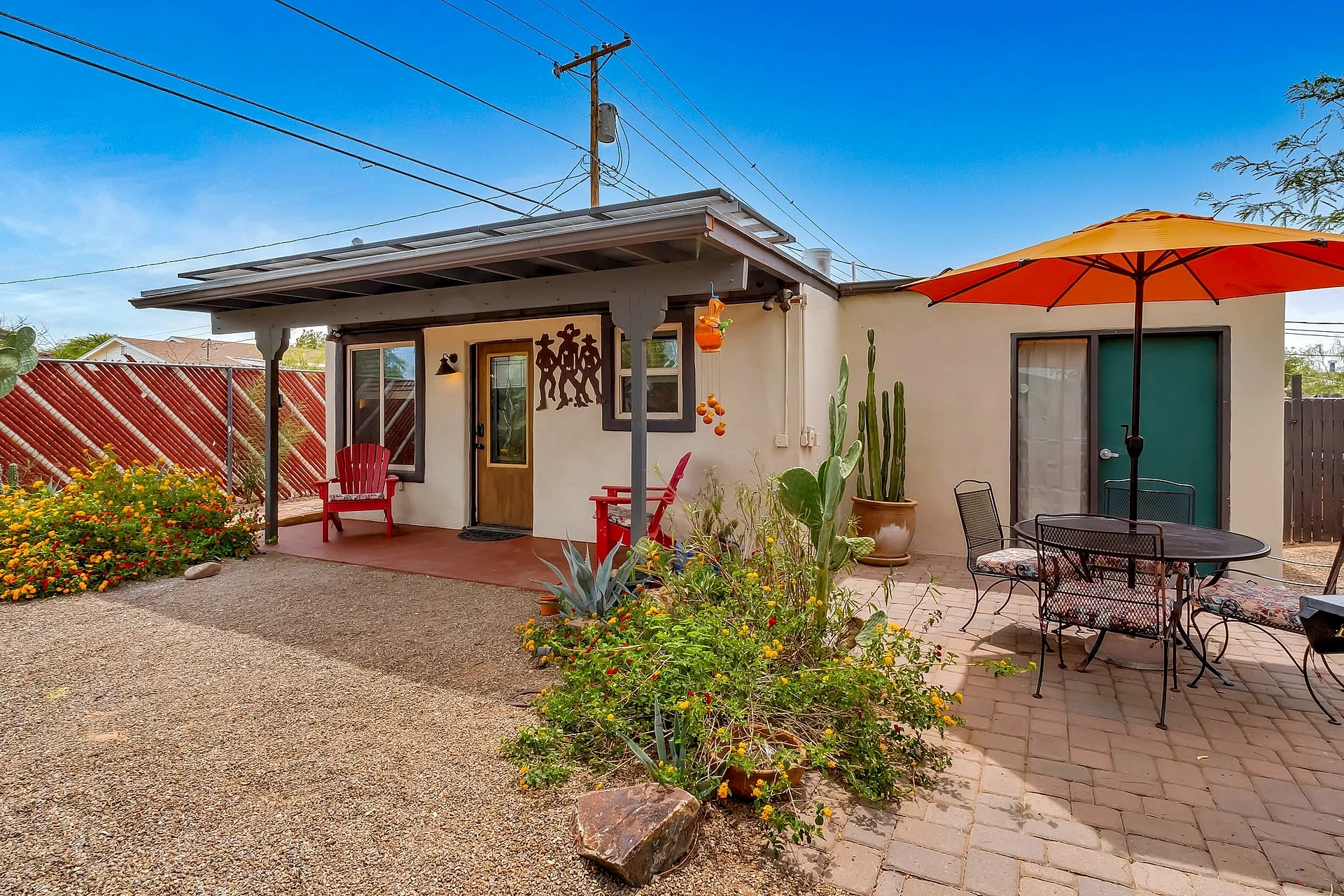 The Tucsonan Style Casita, Fully fenced & Pet Friendly! in Tucson, Arizona, United States — photo 2