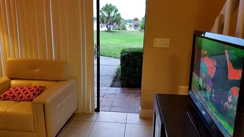 Beautiful Lakefront Villa - 5 Minutes to the Attractions! in Orlando, Florida, United States — photo 5