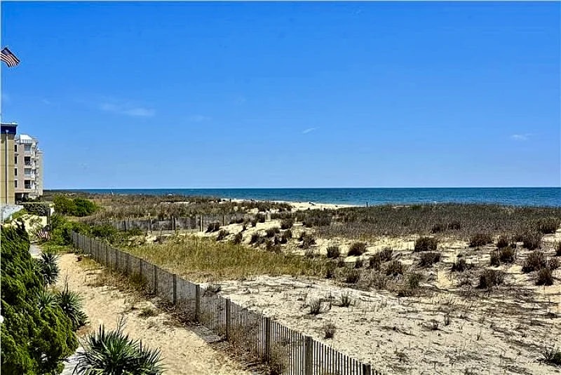 OCEAN FRONT CONDO in Ocean City, Maryland, United States — photo 4