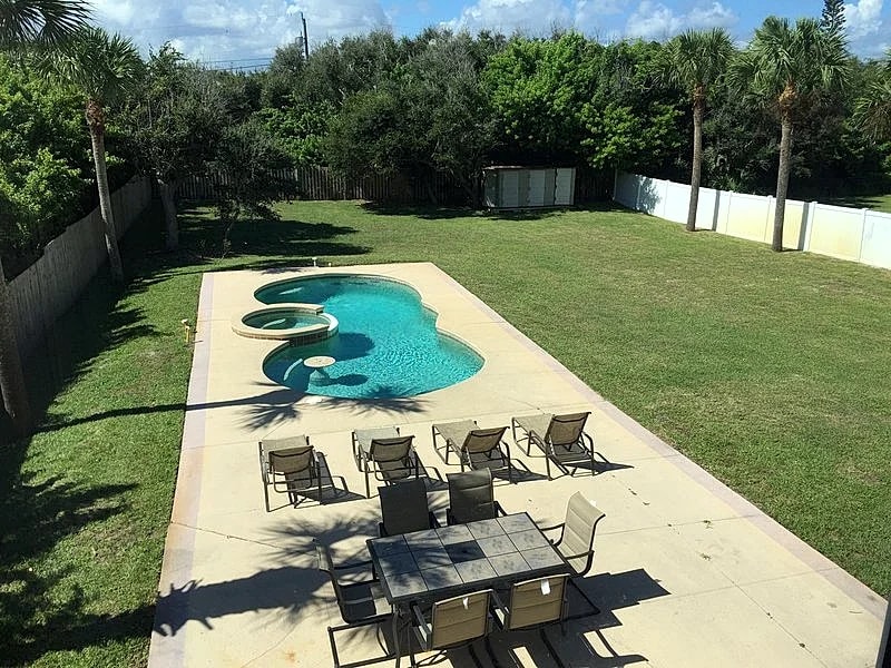 4,000+ sq ft Beachfront Home + PRIVATE BEACH Resort & Spa in Port Orange, Florida, United States — photo 3