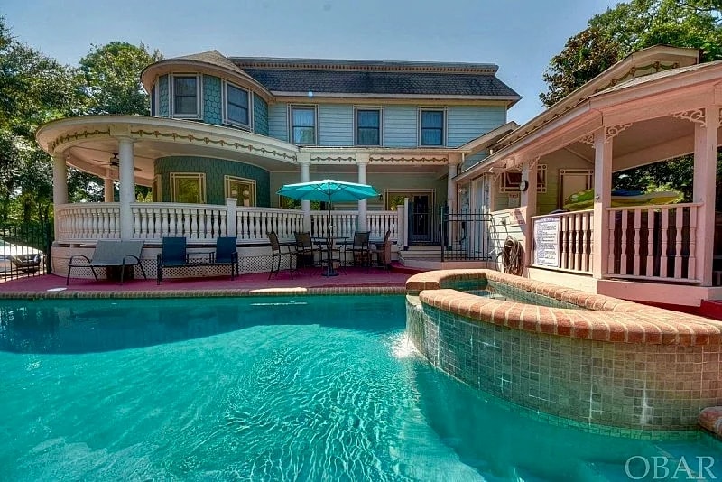 Luxury Accommodation w/ pool, hot tub, playground & elevator - TheSaltaire.com in Duck, North Carolina, United States — photo 1
