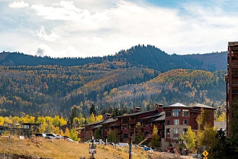 Steps to skiing, resort property, mountain views, shared hot tub, sauna, steam room 223BC in Park City, Utah, United States — photo 4