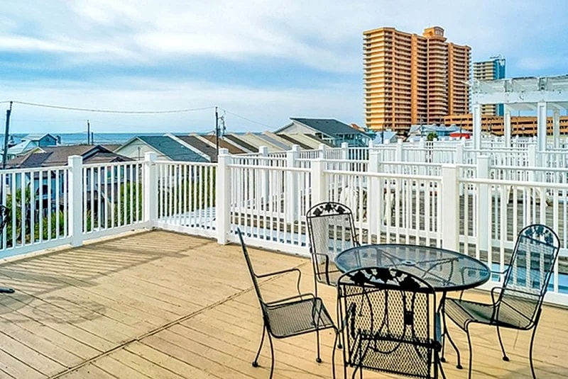 Beautiful Summer House 4 BR 2400 sq.ft. Beach House, Private Pool in Panama City Beach, Florida, United States — photo 3
