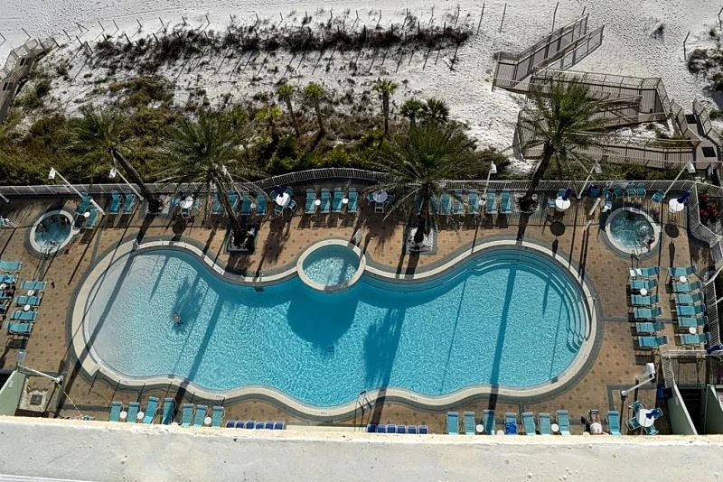 Enjoy Memorial Day weekend in our condo. Perfect weather, Sun, Sand and Gulf in Panama City Beach, Florida, United States — photo 5