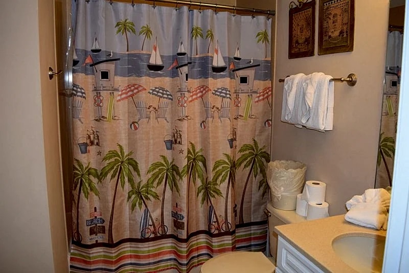 Enjoy Memorial Day weekend in our condo. Perfect weather, Sun, Sand and Gulf in Panama City Beach, Florida, United States — photo 3