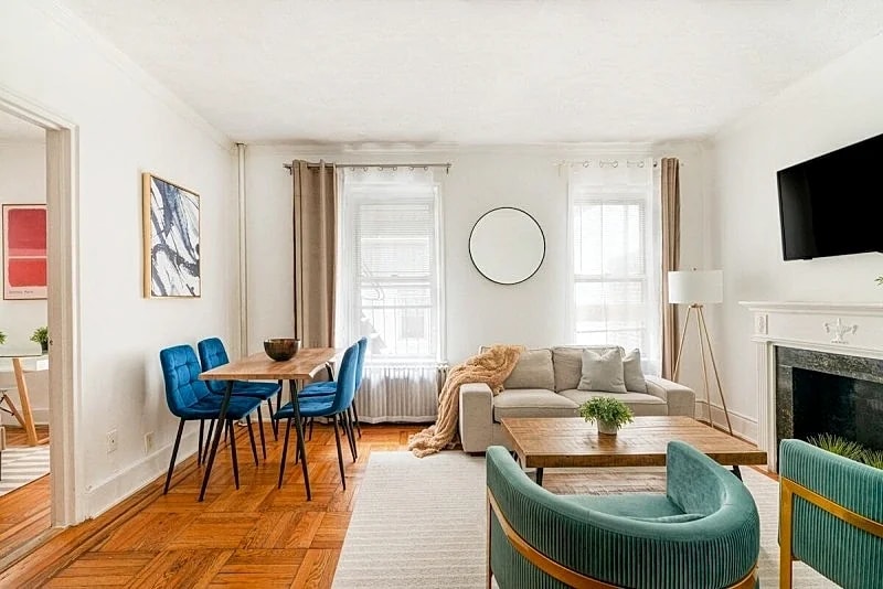61-2C Prime UES 2BR Newly furnished best value