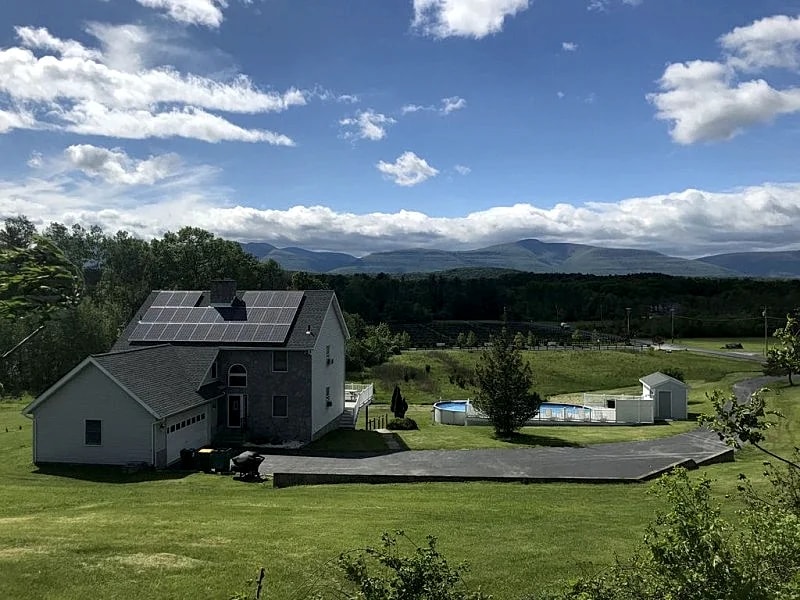 Next to Horse Shows, Gorgeous Views, Pool, Summer Family Fun