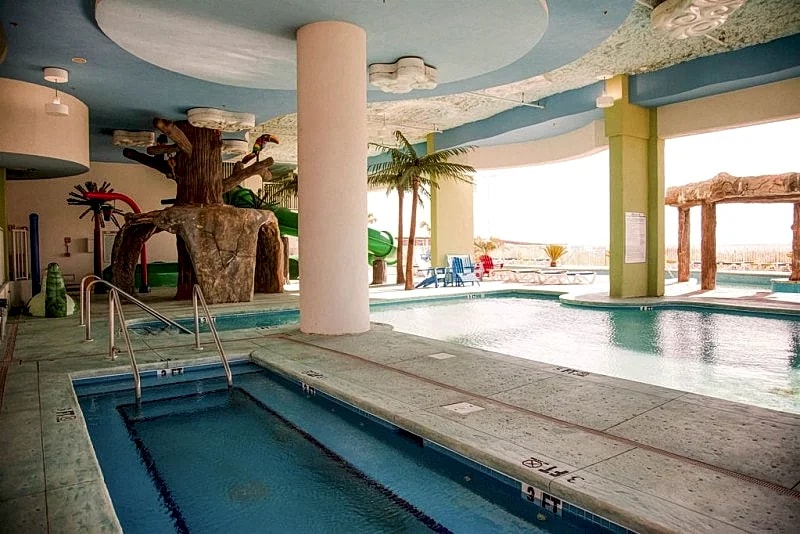 Wyndham Towers on the Grove North Myrtle Beach in North Myrtle Beach, South Carolina, United States — photo 2