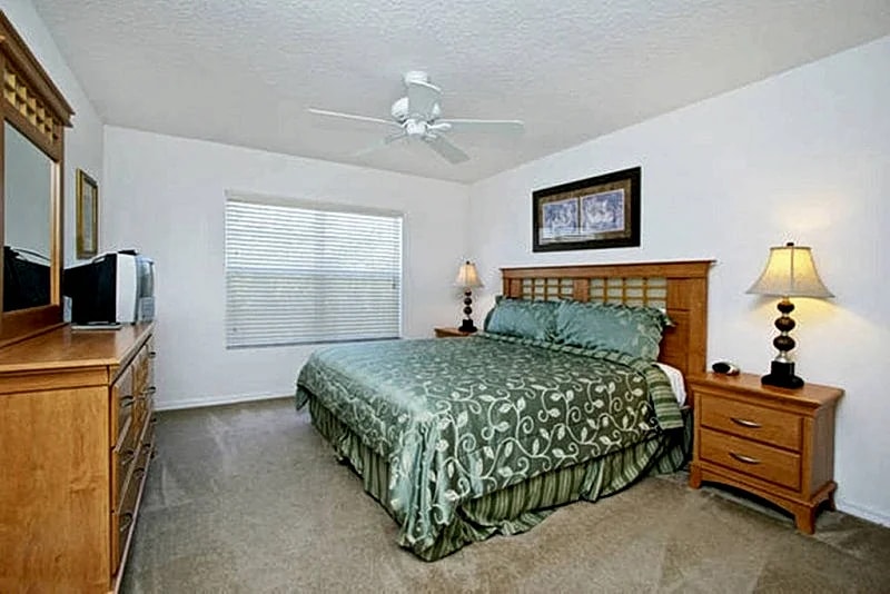 Spacious and Clean, Pool and Spa, Wifi, Keyless Entry,Close to Disney, 4 masters in Orlando, Florida, United States — photo 5