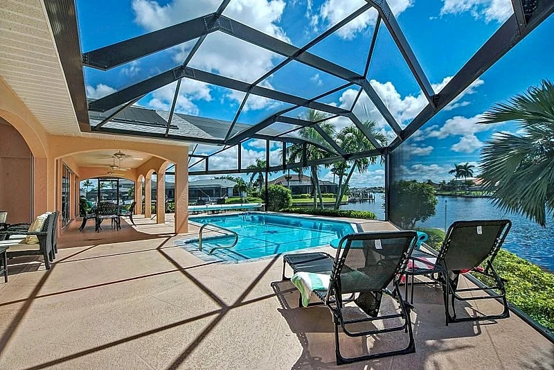 CCVS - Villa Blue Lagoon - Canal-Side Holiday Home with Pool, Dock in Cape Coral in Cape Coral, Florida, United States — photo 5