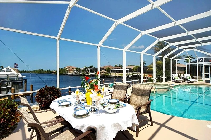 CCVS - Villa Grandiosa - Canal-Side Villa with Pool, Jacuzzi & Dock in Cape Coral in Cape Coral, Florida, United States — photo 5