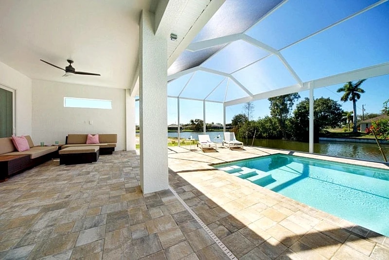 Villa Sunflower, Modern dream villa with west exposure, Waterfront- Cape Coral in Cape Coral, Florida, United States — photo 5