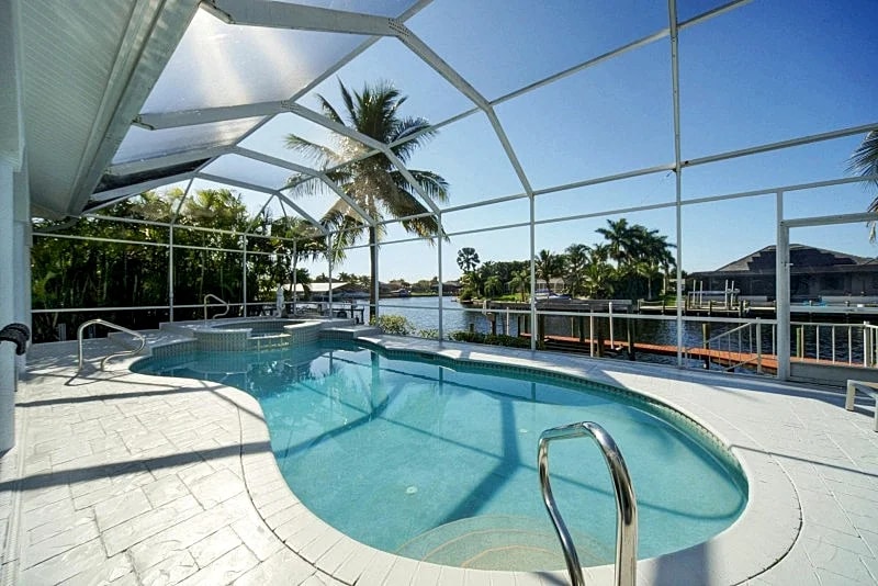 CCVS - Villa White Diamond, Exclusive Canal-Front & Sunset View Retreat in Cape Coral in Cape Coral, Florida, United States — photo 3