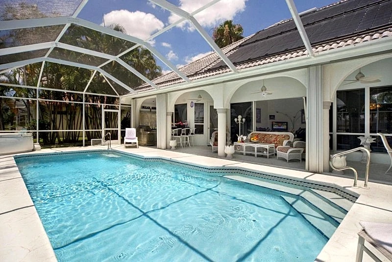 CCVS - Villa Dream Home - Your Luxurious Canal-Side Retreat in Cape Coral in Cape Coral, Florida, United States — photo 4