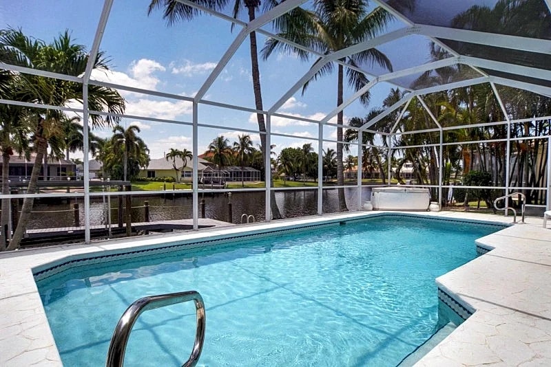 CCVS - Villa Dream Home - Your Luxurious Canal-Side Retreat in Cape Coral in Cape Coral, Florida, United States — photo 3