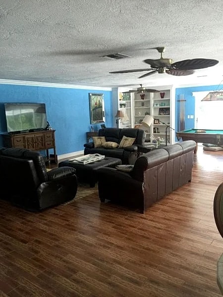 RELAX IN LARGE 3000 SF, 4 BEDROOM, 3 BATH HOME in Marco Island, Florida, United States — photo 5