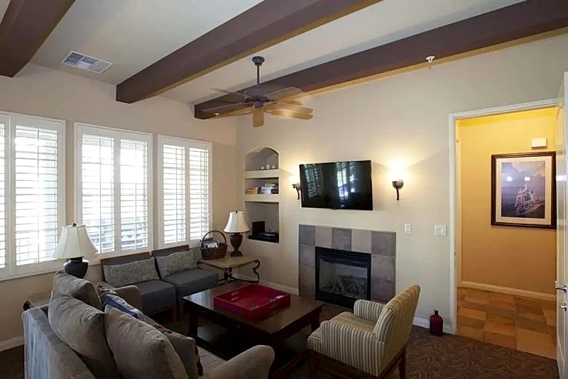 #369- Beautiful Upstairs 3 Bedroom 3 Bath Villa in La Quinta, California, United States — photo 4