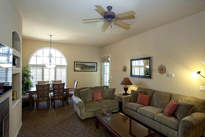 #207- Charming 2 Bedroom/2 Bath