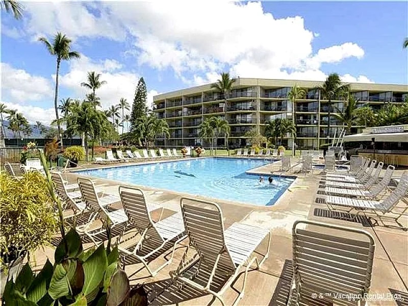 Kamaole Sands 2-401 - 3BR Condo, Central AC, Ocean View in Kihei, Hawaii, United States — photo 3